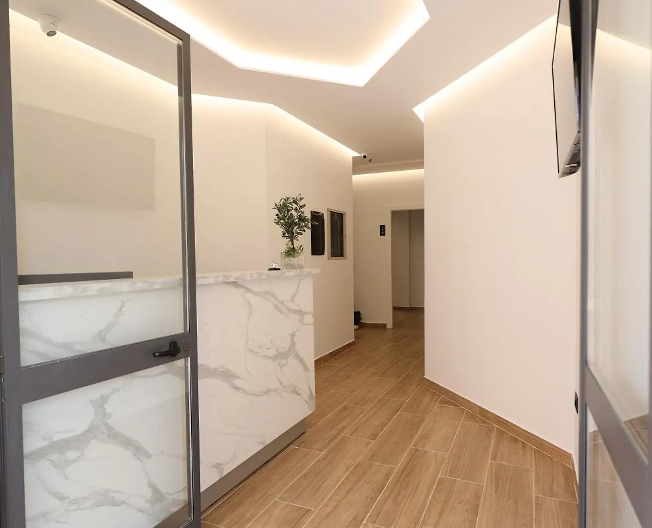 Emar Hotel Tirana