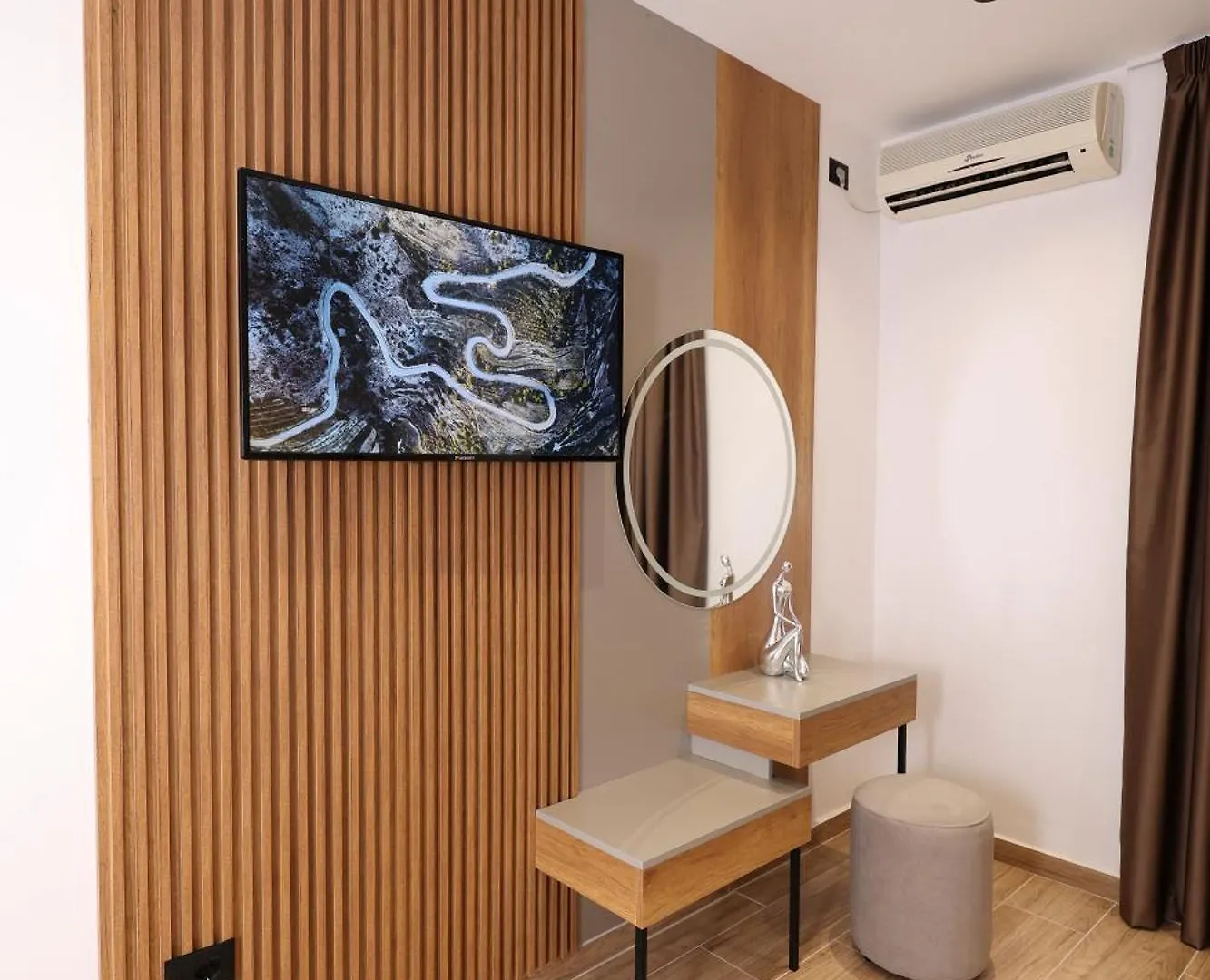 Emar Hotel Tirana