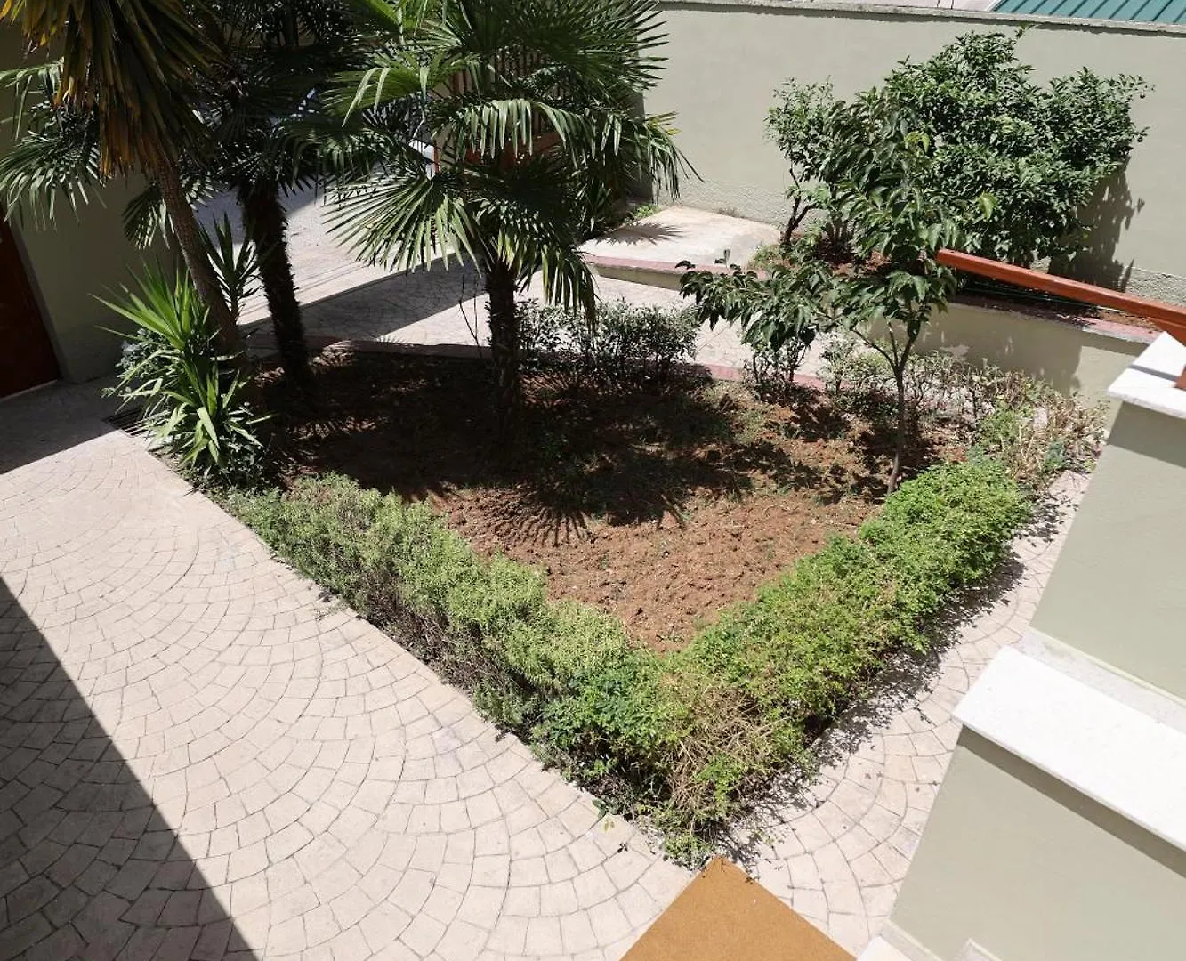 Emar Hotel Tirana
